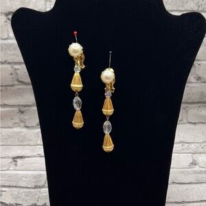 Vintage Clip-on Elegant Gold-tone and Pearl Drop Earrings